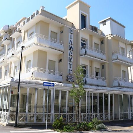 Hotel Diamante Cattolica Eksteriør billede