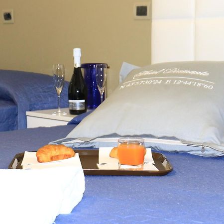 Hotel Diamante Cattolica Eksteriør billede