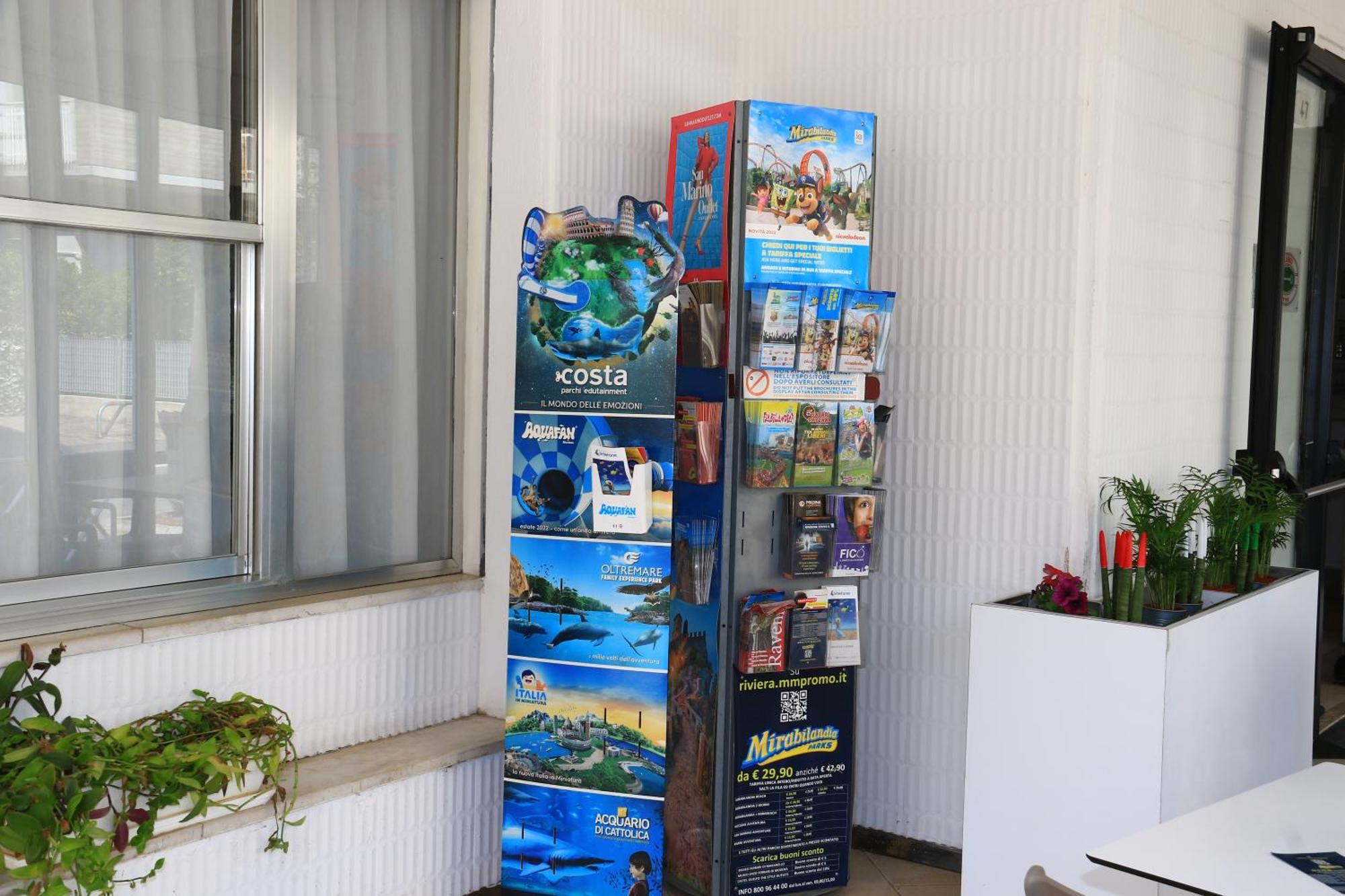 Hotel Diamante Cattolica Eksteriør billede